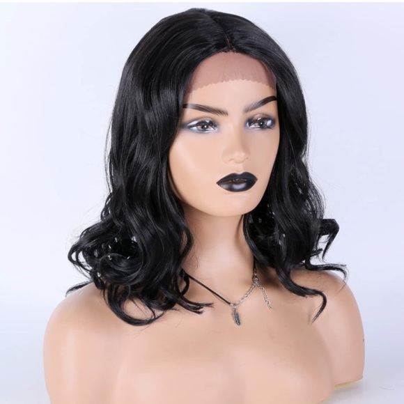 Black Short Bob Natural Wave Wig